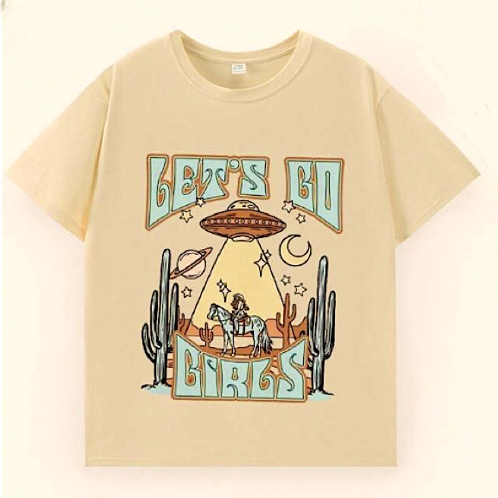 👶TODDLERS Yellow Short Sleeve Tee with Vintage Graphic in 2t or 4t